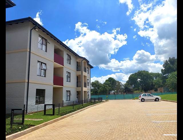 2 BEDROOM SECTIONAL TITLE FOR SALE IN BENONI NORTH
